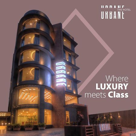 Urbane The Hotel Ахмедабад Экстерьер фото